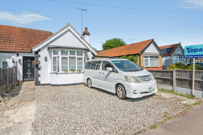 2-bed house on 217, Westbourne Grove, Westcliff-on-sea, £375,000