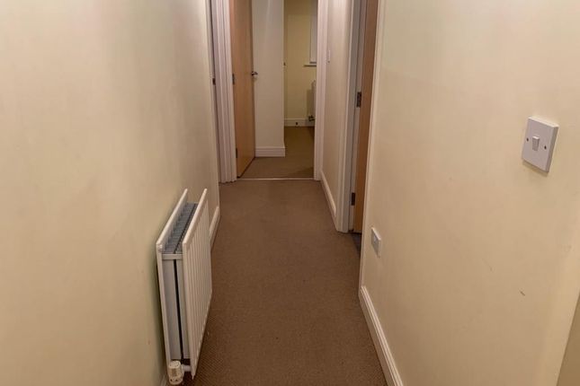 Flat for sale in Winchester Court, Halifax