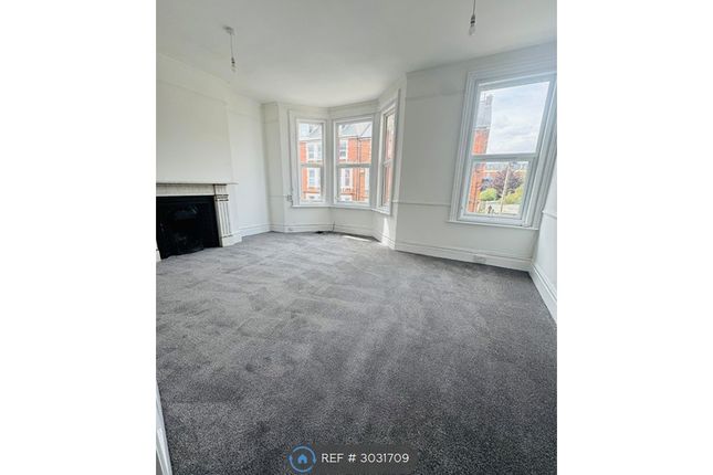 Flat, Hatfeild Road, Margate photo 3