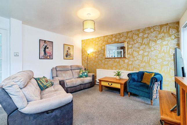 5, Newlands Drive, Nottingham photo 2