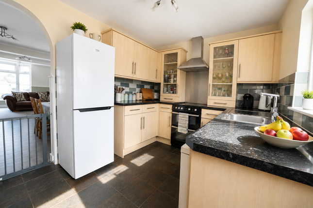 84, Station Road, Burnham-on-crouch photo 4
