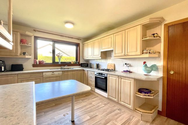 Detached bungalow for sale in 6 Thompson Place, Kinross