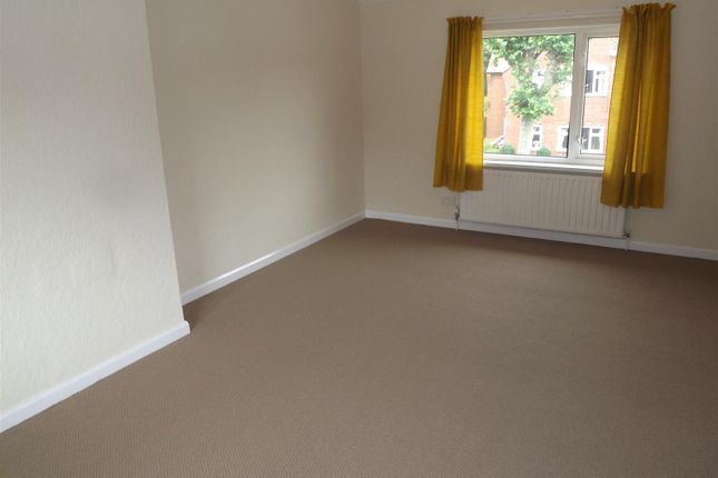 10, Chesterfield photo 5