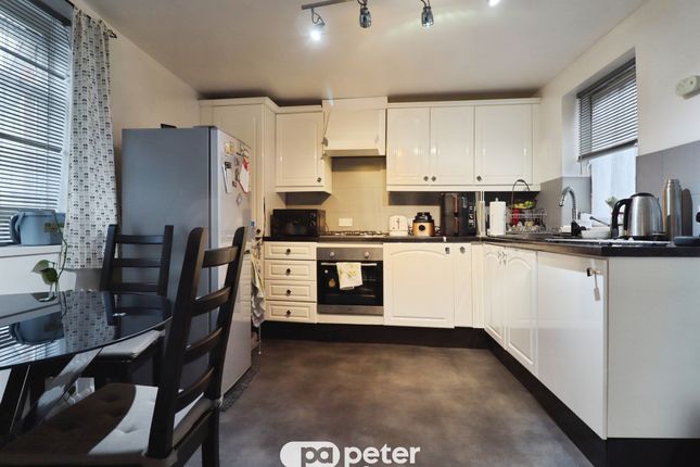 164, Glenroy Street, Cardiff photo 3