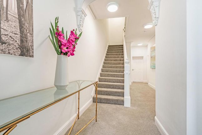 Room 8, Hayle Road, Kent photo 5