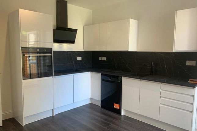 Thumbnail Terraced house to rent in Durban Road, London