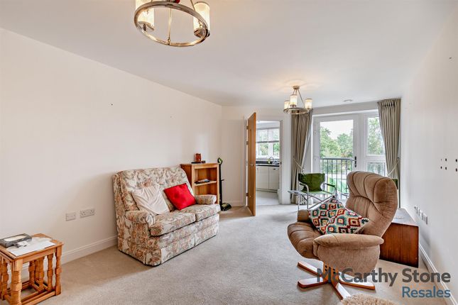 30 Oakhill Place, High View, Bedford photo 3