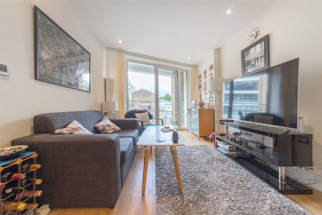 Thumbnail Flat for sale in Slate House, 11 Keymer Place, London