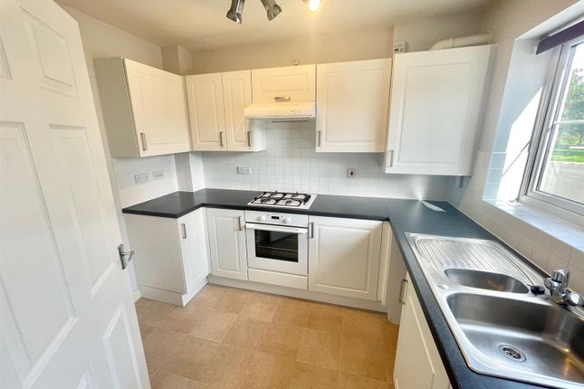 17, Turnock Gardens, Weston-Super-Mare photo 5