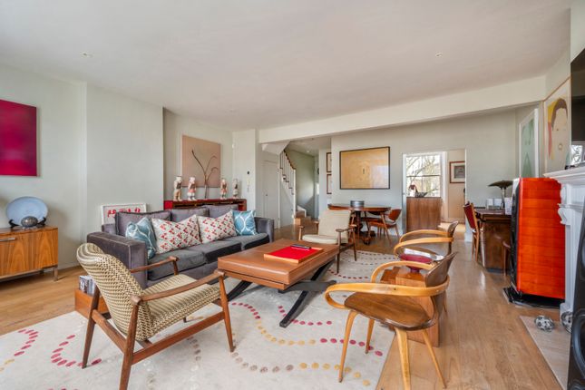 Thumbnail Flat for sale in St. Stephens Crescent, Notting Hill