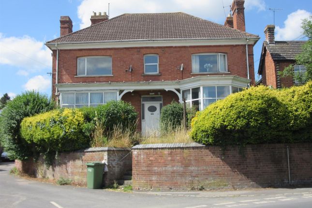 Thumbnail Flat to rent in Chapel Street, Cam