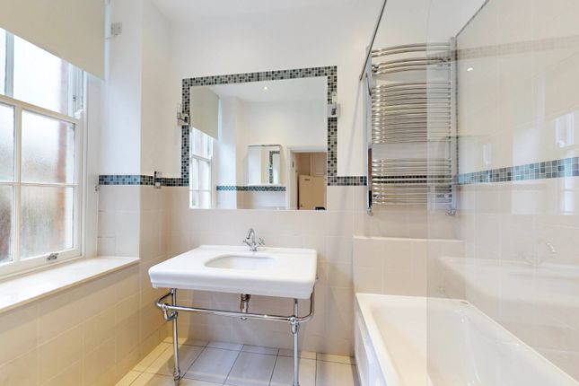 Flat for sale in Rodney Court, Maida Vale, London