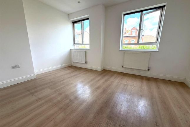 543, Lordship Lane, London photo 3