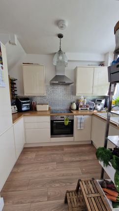 39, New Fosseway Road, Bristol photo 4