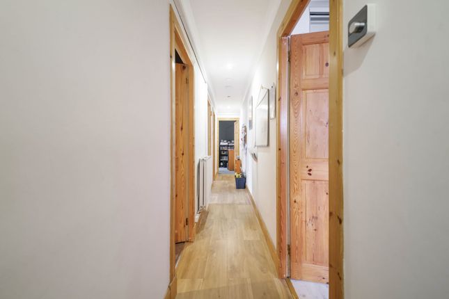 3 Almond Road, Cumbernauld, Glasgow, Glasgow photo 2