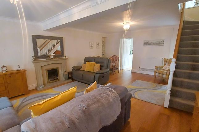 36, Golden Terrace, Maesteg photo 3