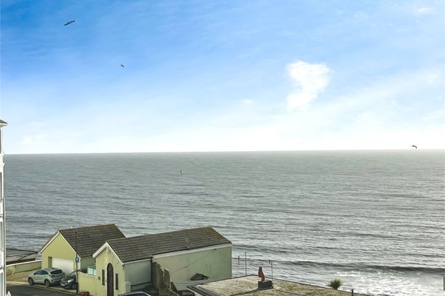Flat 3, 19, Church Street, Isle of Wight photo 3