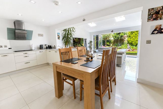 9 Kingdon Way, Holsworthy Devon, Devon photo 2