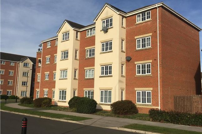 Flat to rent in Reeves Way, Doncaster, South Yorkshire