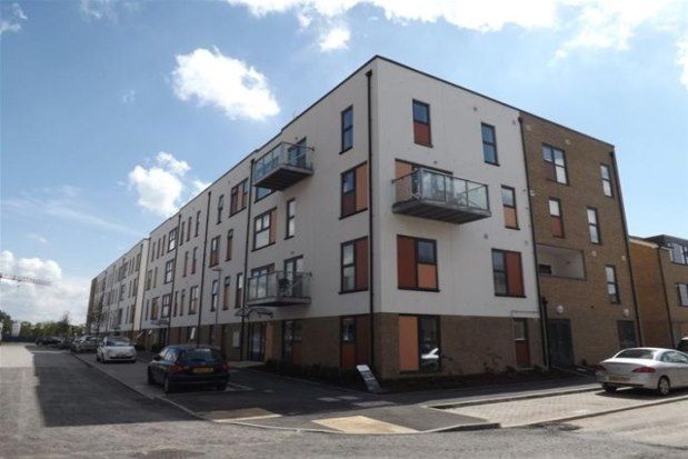 Flat to rent in 1 Bournebrook Grove, Romford RM7