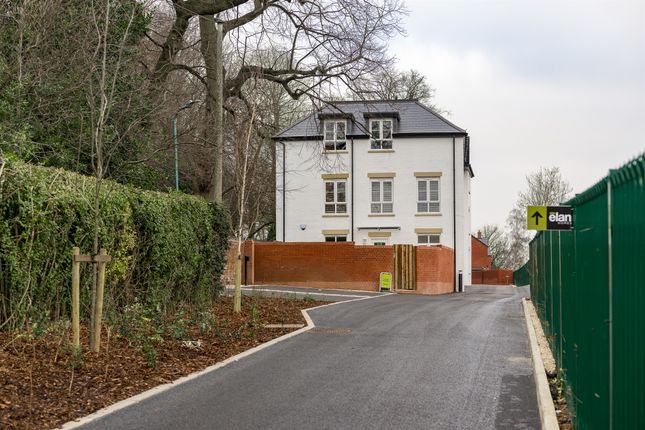 Thumbnail Flat for sale in Rotten Row, Lichfield
