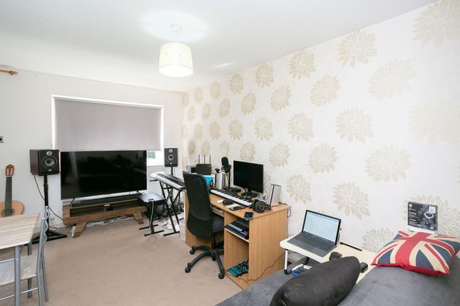 Melrose Place, WD17, Watford photo 4