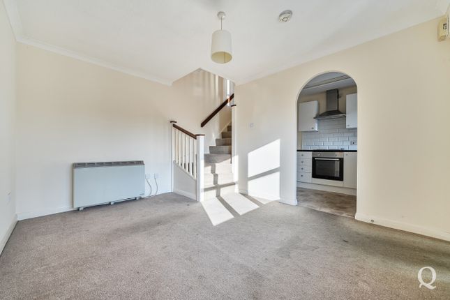14, Todd Crescent, Sittingbourne photo 4