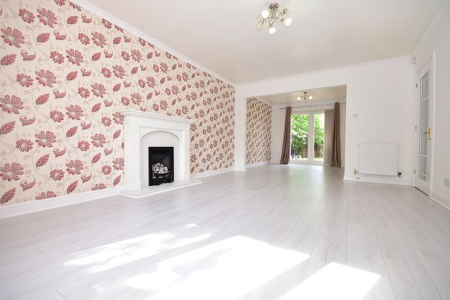 1 Macrius Way, Motherwell photo 3