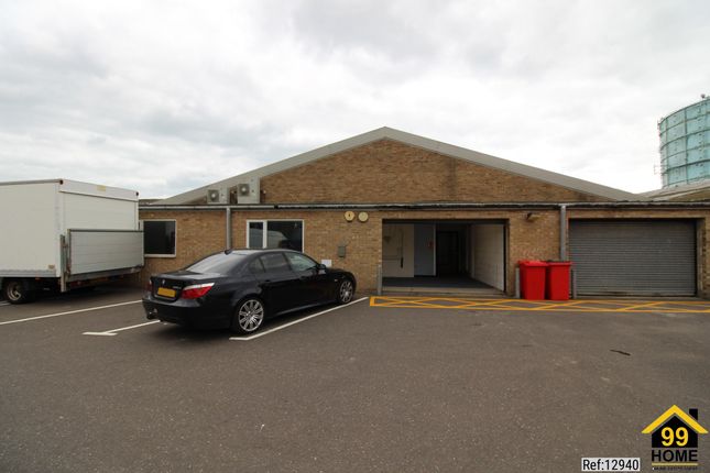 Thumbnail Warehouse to let in Wickham Business Centre, Littlehampton, West Sussex