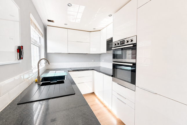 30, Hartland Drive, Derby photo 4