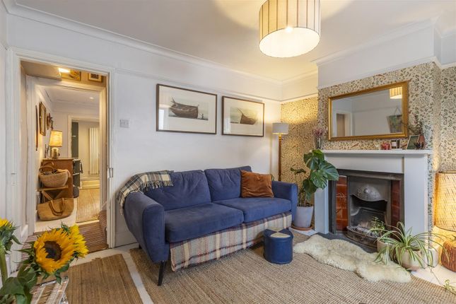 6, Caslocke Street, Faversham photo 4