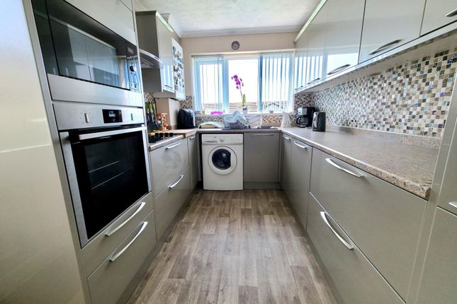 62, Pencaerfenni Park, Swansea photo 2
