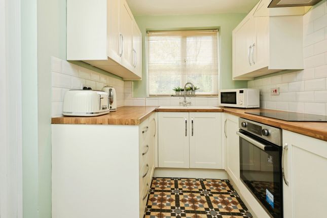 49, West Park Avenue, West Midlands photo 2