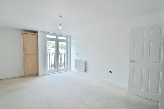 17, Wilminton Terrace, Stroud photo 4