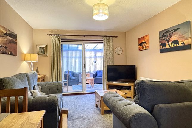 11, Wilton Street, Oldham photo 3