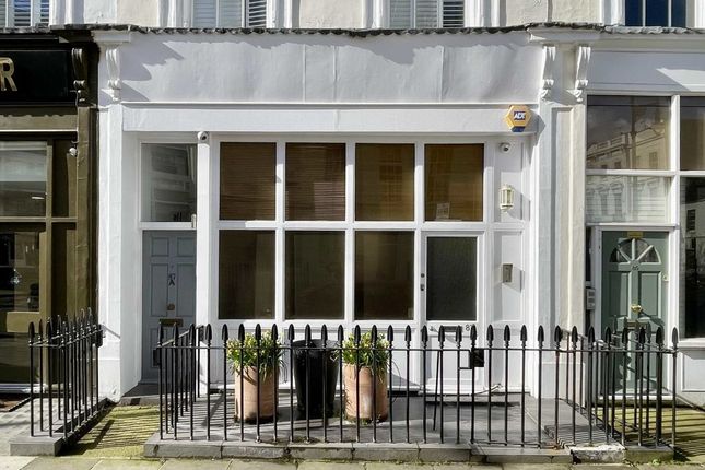 Maisonette for sale in Charlwood Street, London