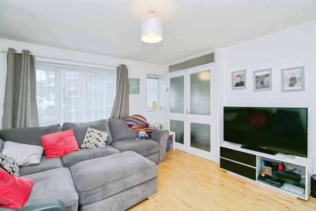 37, Lydstep Road, Barry photo 3