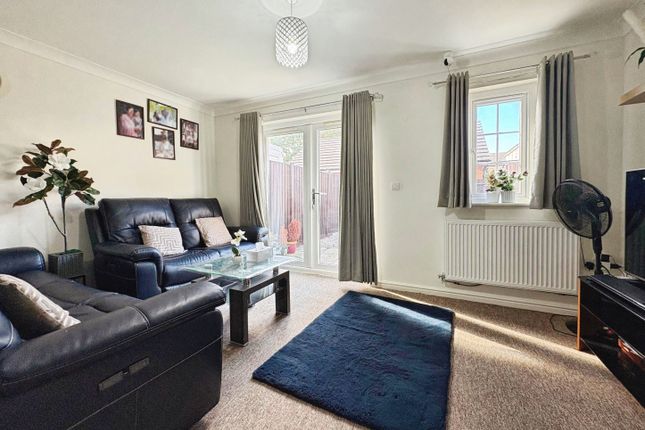 17, Percivale Road, Yeovil photo 4