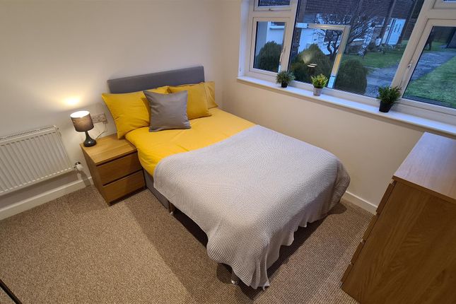 Room to rent in Mayberry Close, Birmingham