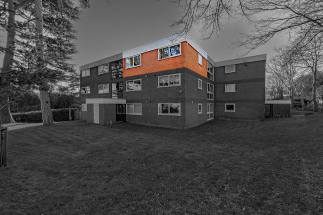 26,Flat, Ingatestone Drive, Stourbridge photo 3