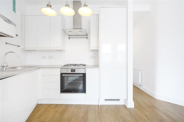 First Floor Flat, 168, Weston Park, London photo 4