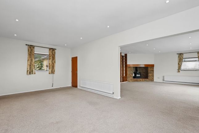 Nonsuch, Heath Farm Lane, Witney photo 4