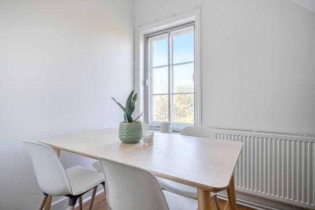 Flat 5, 12, Dartford Road, Kent photo 2
