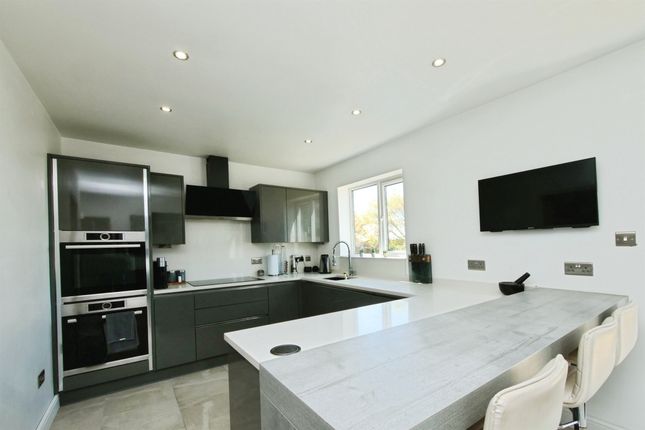 37, Snowdrop Garth, York photo 4