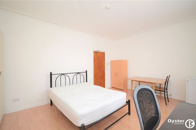 Thumbnail Room to rent in 34A Friern Barnet Road, London
