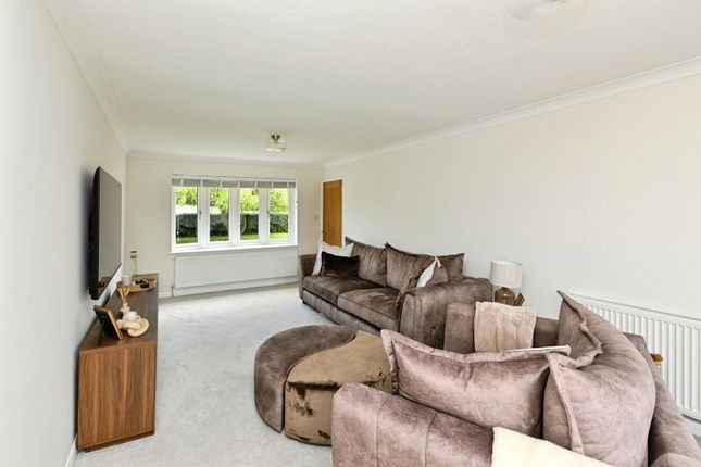 28, Station Road, Spalding photo 3