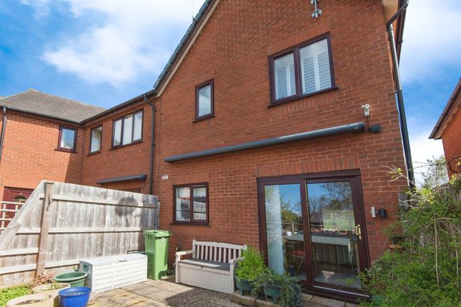 End terrace house for sale in Honeylands Drive, Exeter