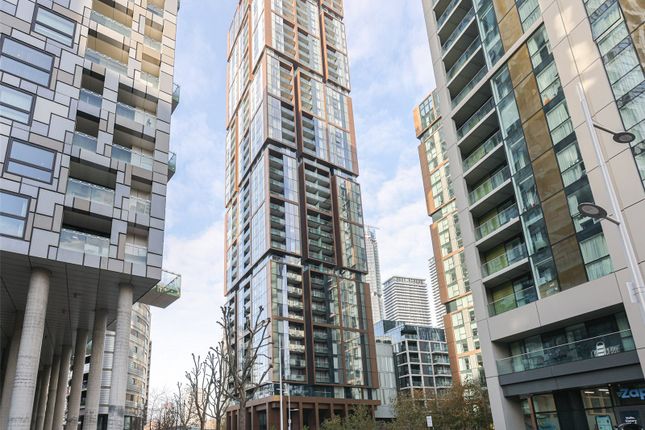 Thumbnail Flat for sale in Harbour Way, South Quay