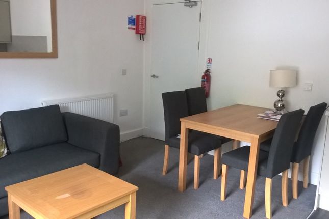 Flat C (1/0), 23, Union Place, City Centre photo 3