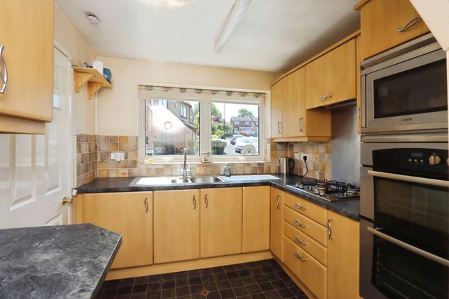 55, Beckton Court, Sheffield photo 2